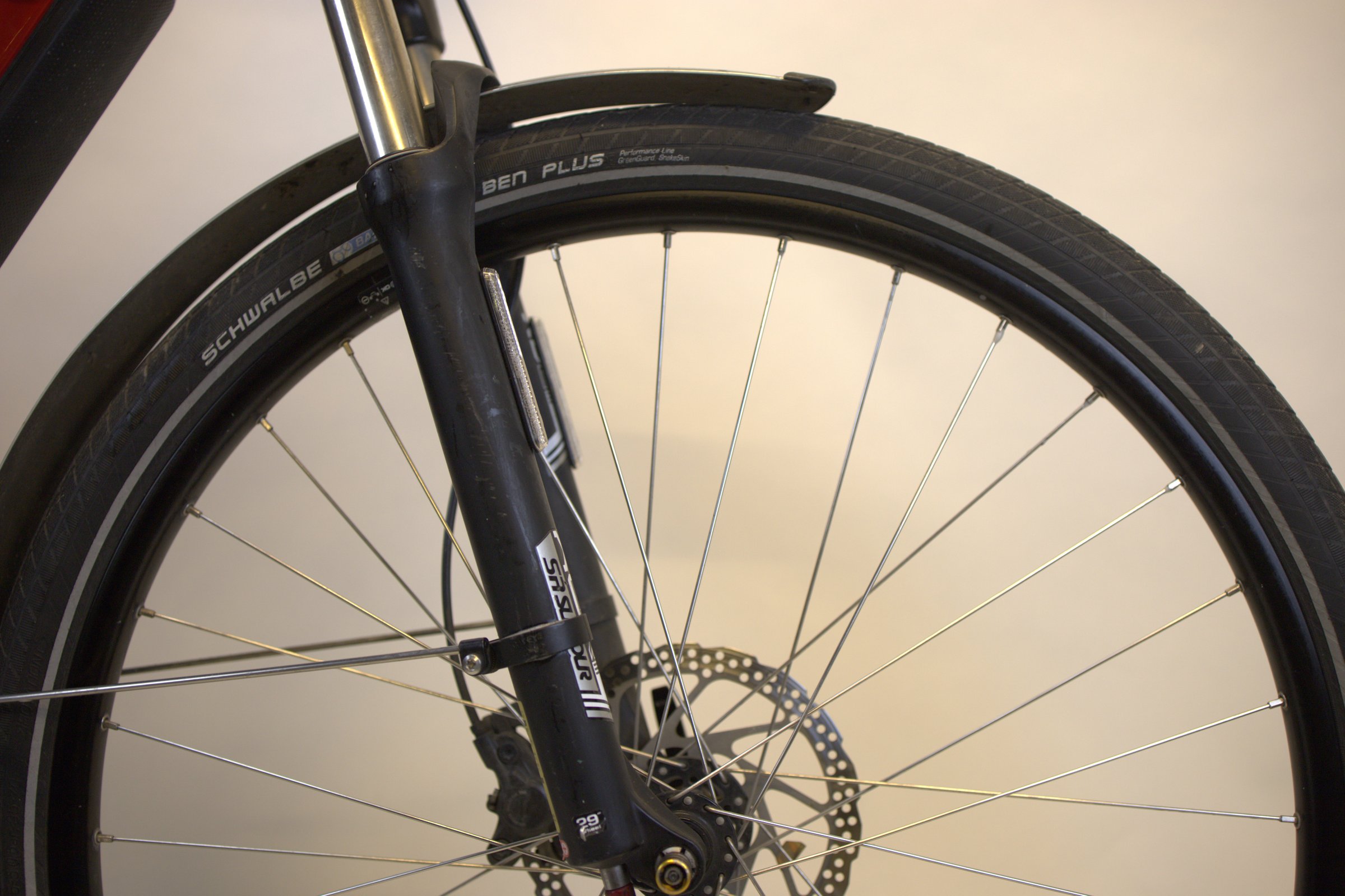 Riese & Müller New Charger Touring inkludert vinterdekk og lås