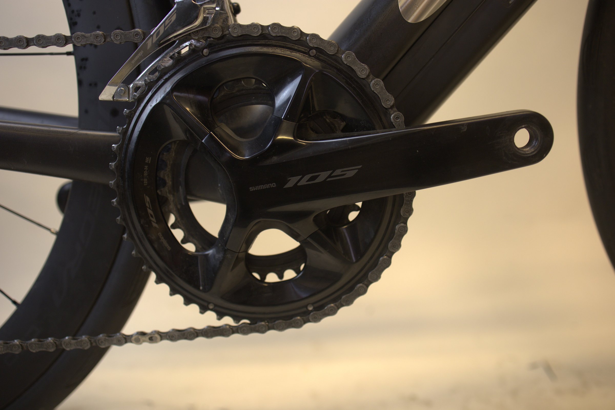 Orbea Orca M30i Di2 med Dura-Ace C50 og wattmåler