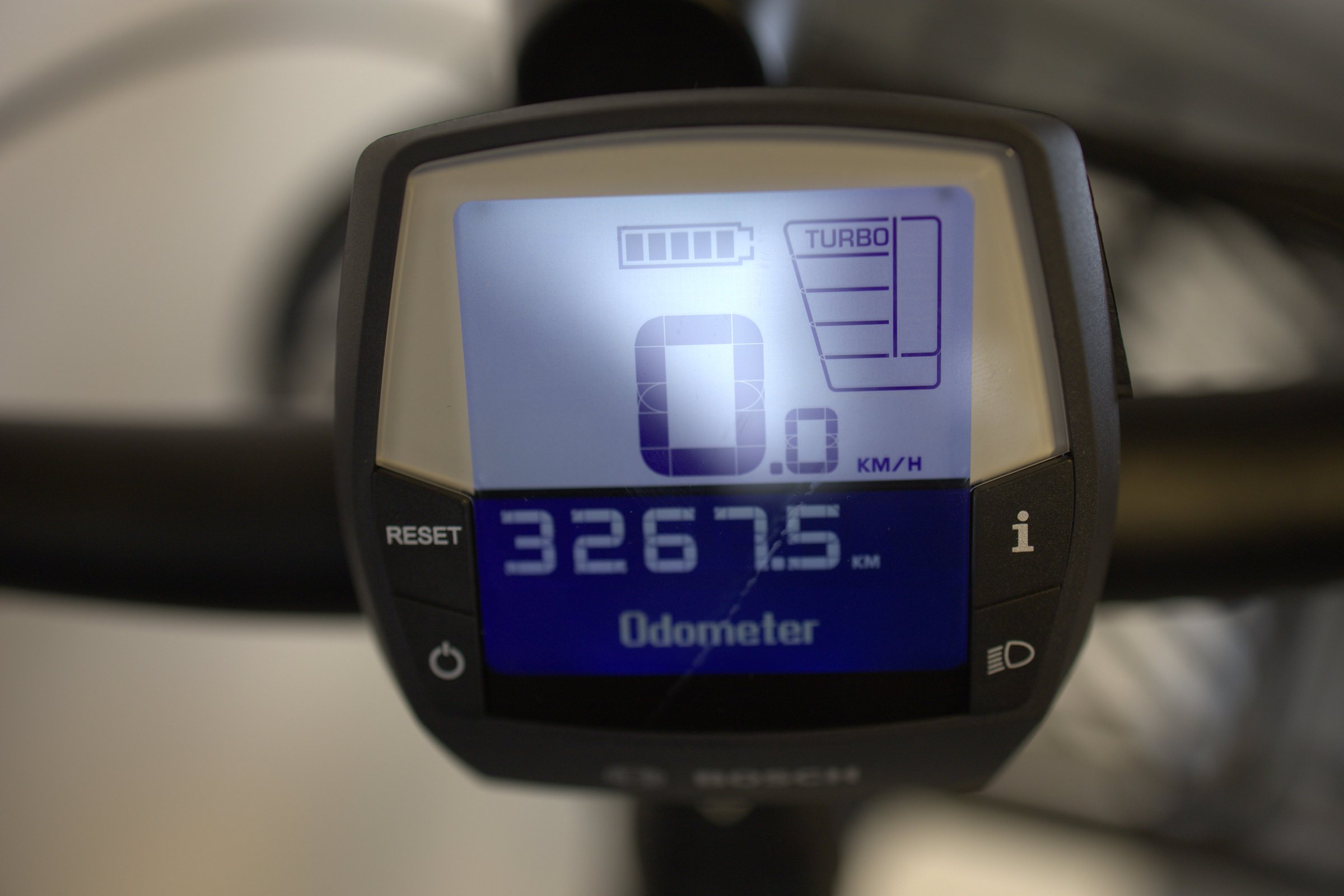 HERCULES ROB FAMILY (3267 km) med barnesete, vinterdekk, kurv og fothviler