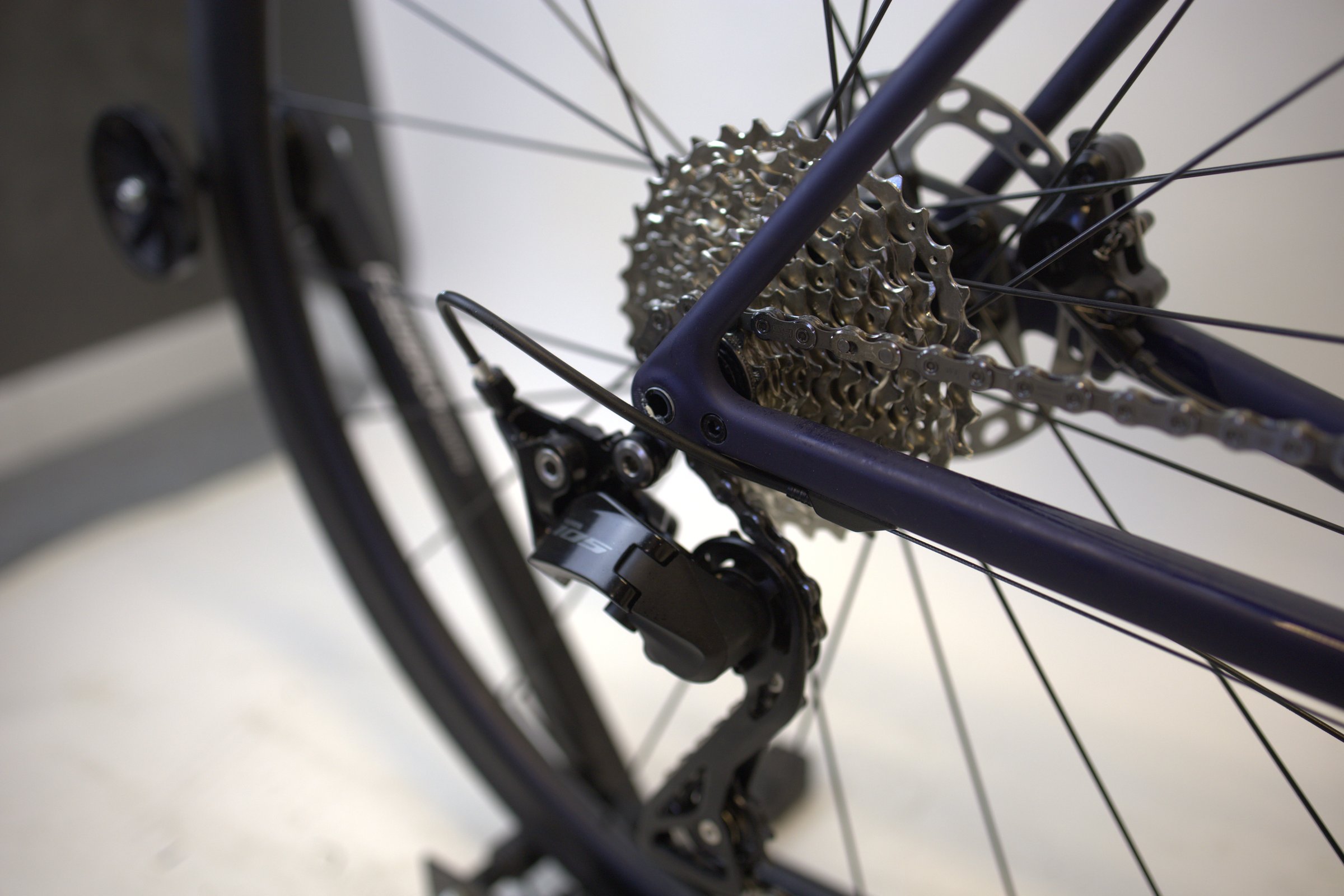 Specialized Aethos Sport - Shimano 105