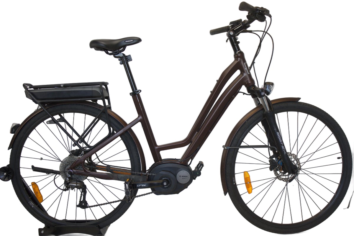 Moustache Samedi 28 Brown