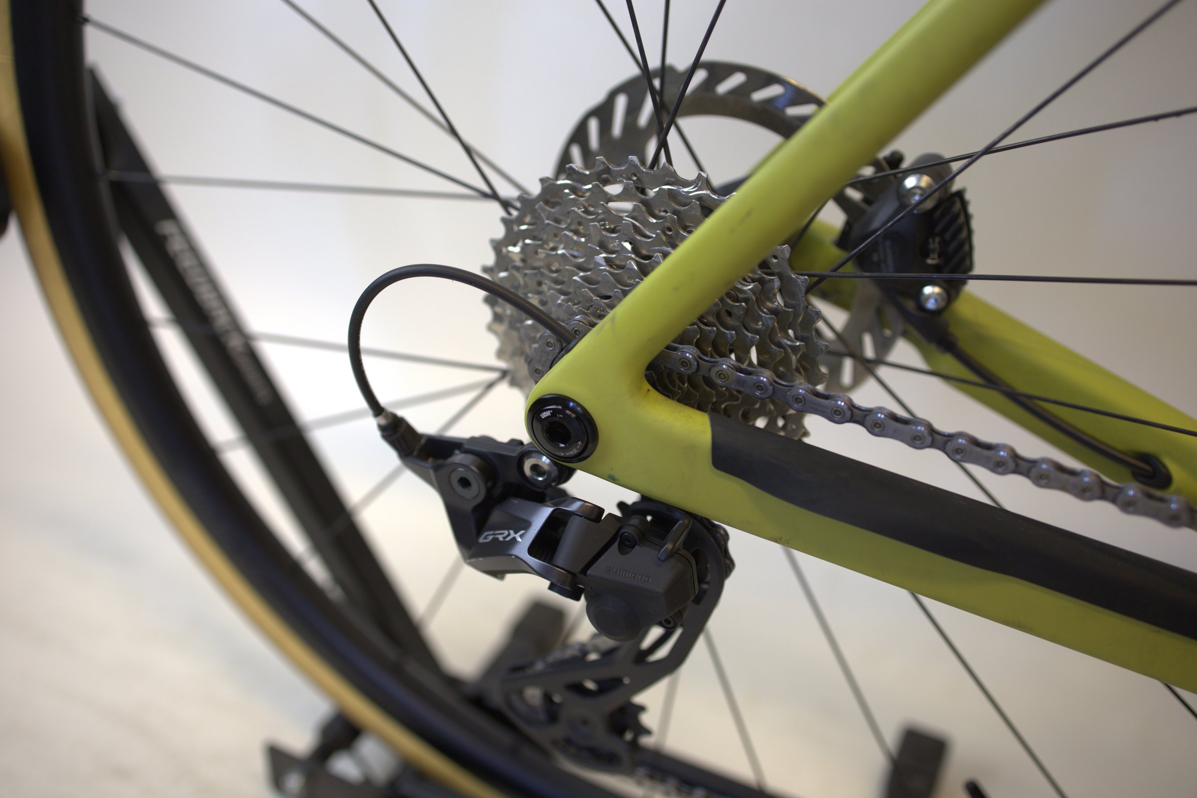 Canyon Grail CF 7 med ekstrautstyr