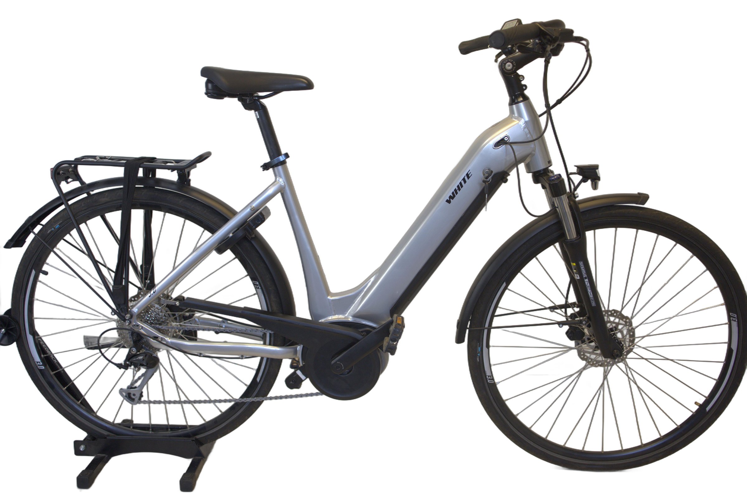 White E-Trekking 3.0 Bosch A+ 500 23