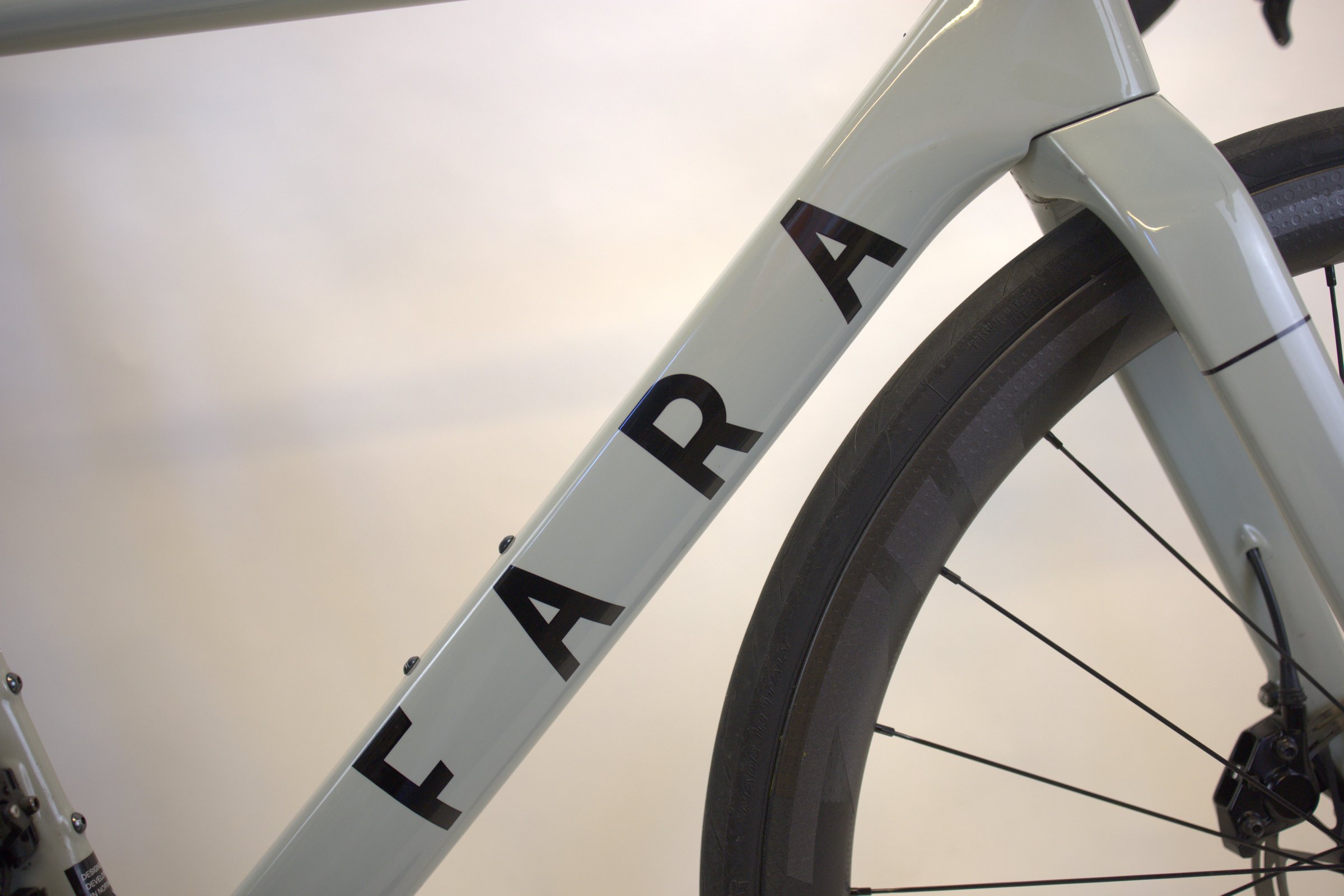 Fara r F/Road Performance Red eTap AXS (oppgradert)