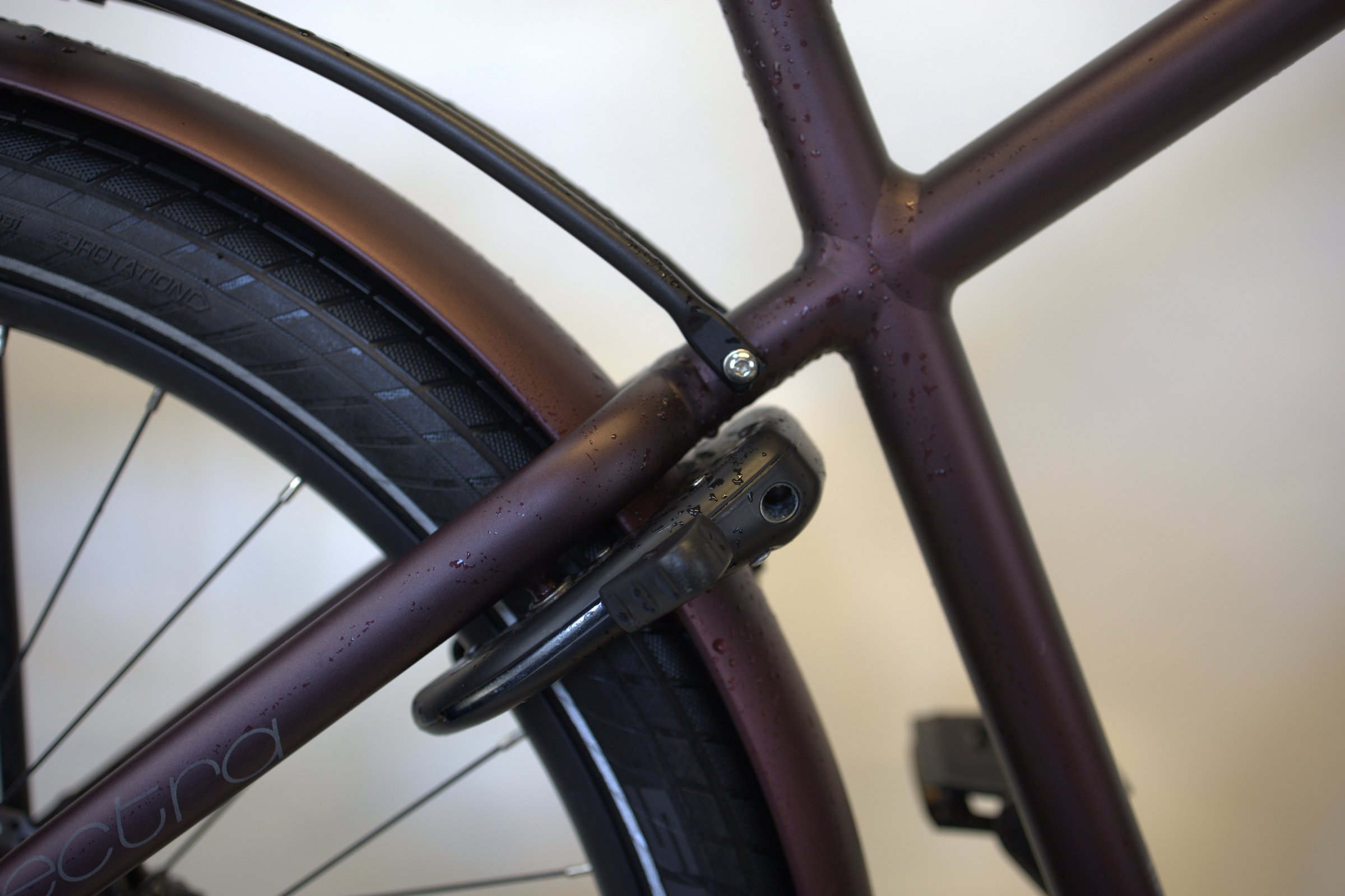 Electra Townie Path Go! 10D EQ Step-Over