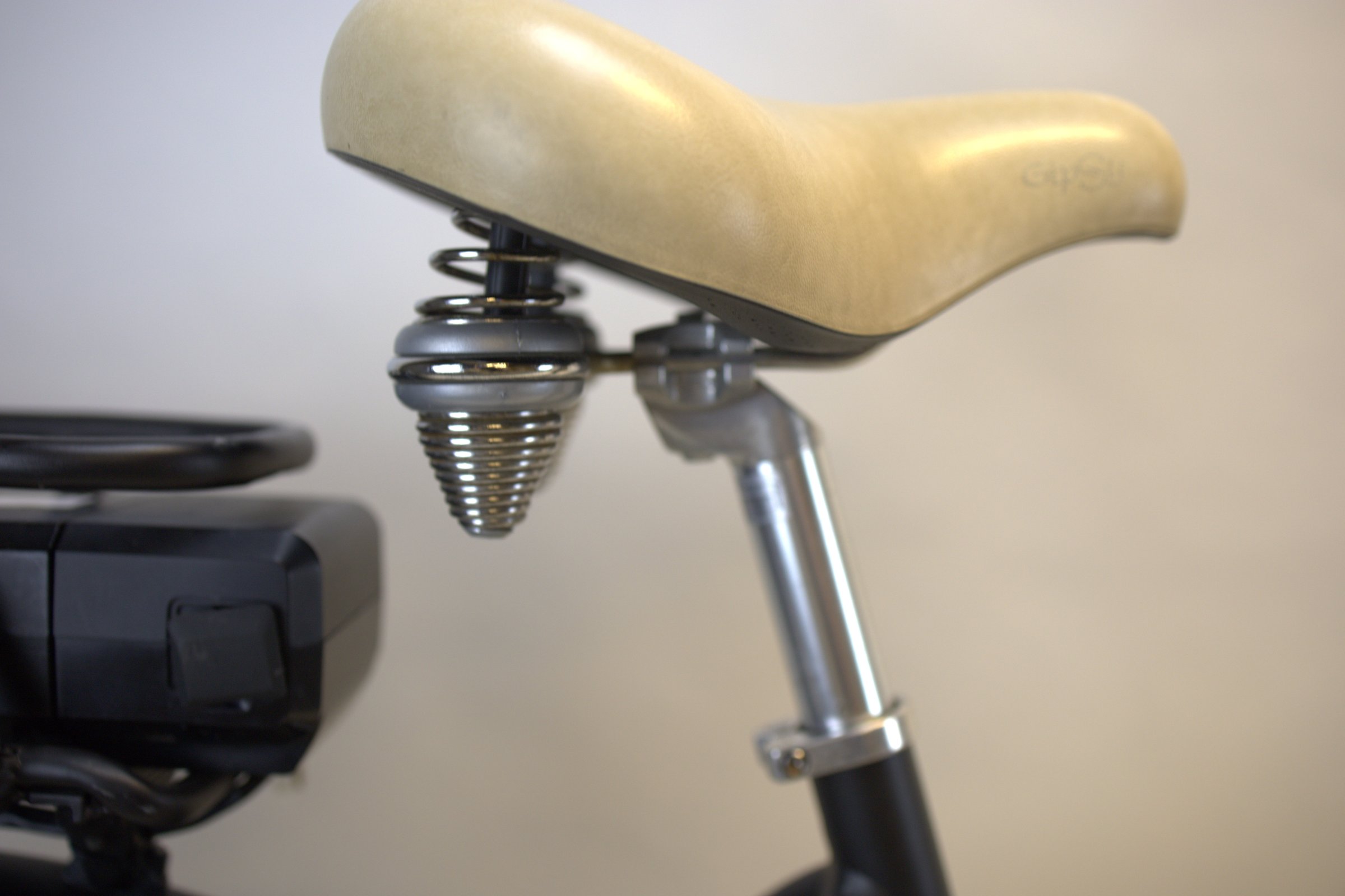 Diamant Volt Avenue med vinterdekk montert