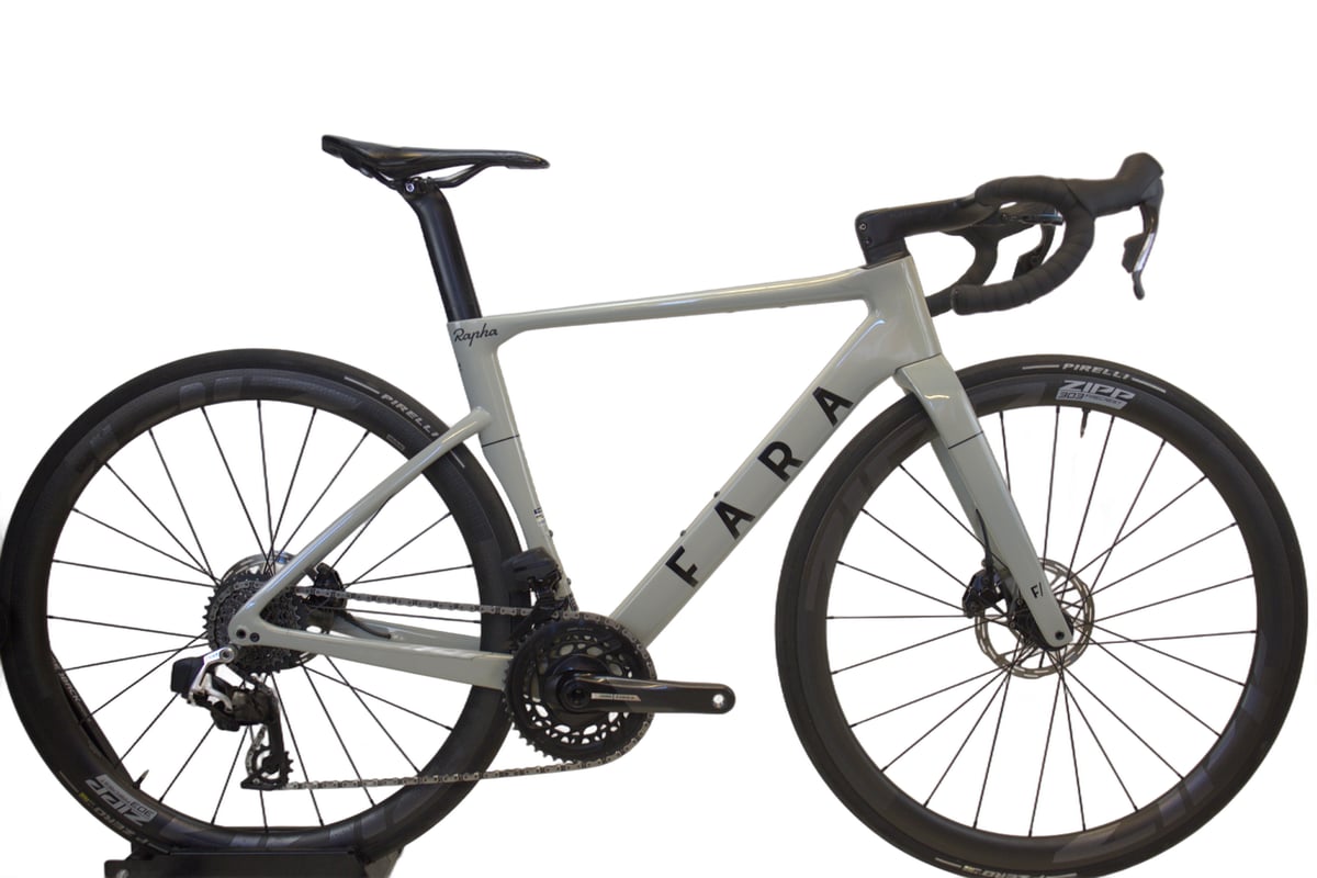 Fara r F/Road Performance Red eTap AXS (oppgradert)