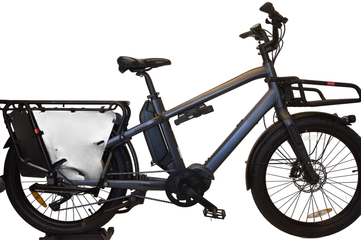 Benno Boost 10D CX500 med  frontbærer, fothvilere og foldelås