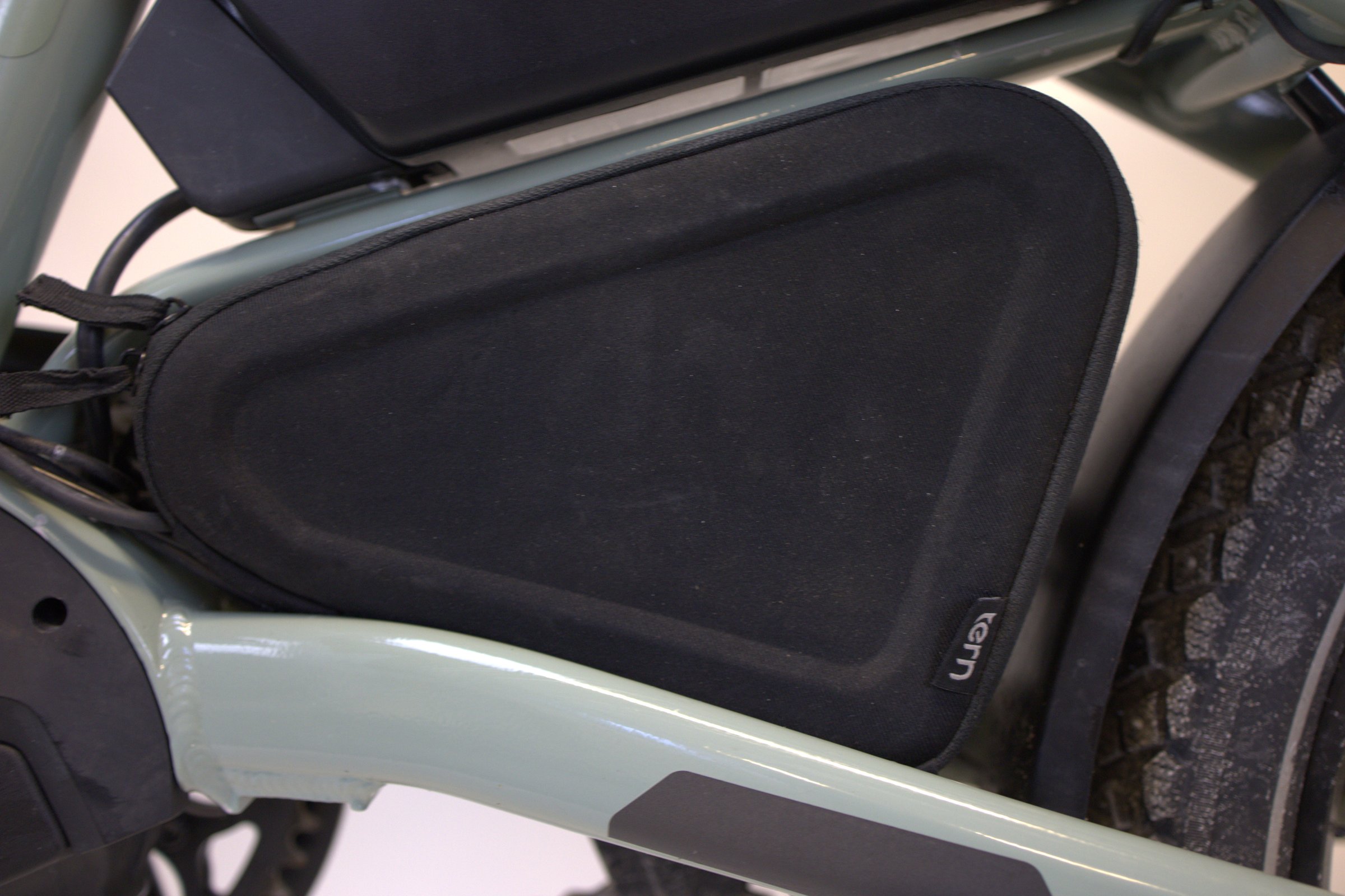 Tern HSD P9 performance med vinterdekk, frontbærer og sittepute