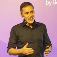 Diego Davila • 1.000.000+ Students