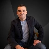 Karoly Nyisztor • Professional Software Architect