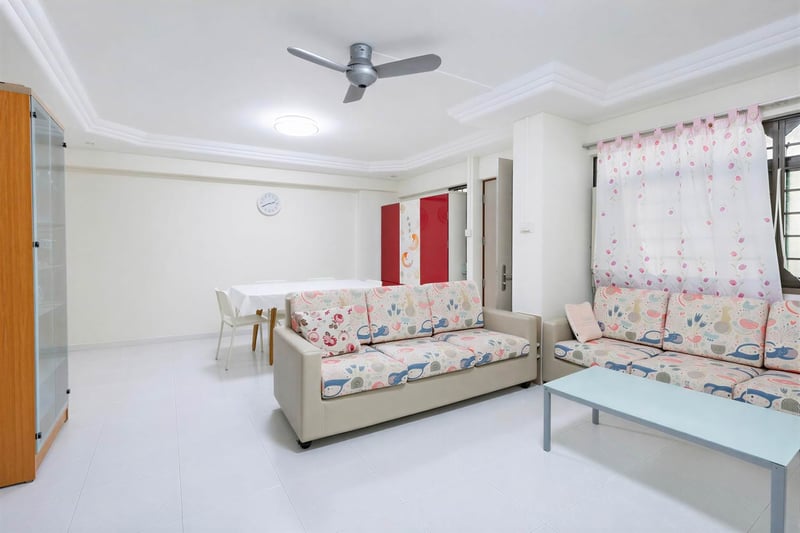 366 Corporation Drive – Living Room 1