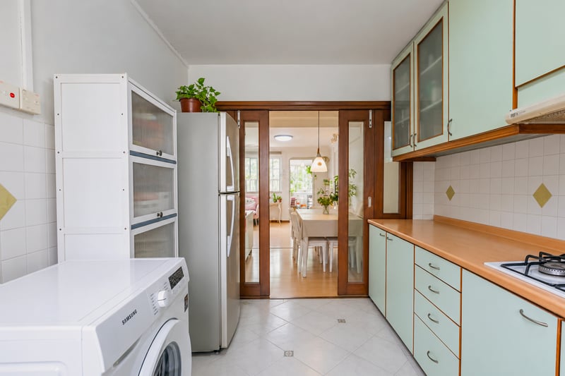 693 Hougang Street 61 – Kitchen_1B