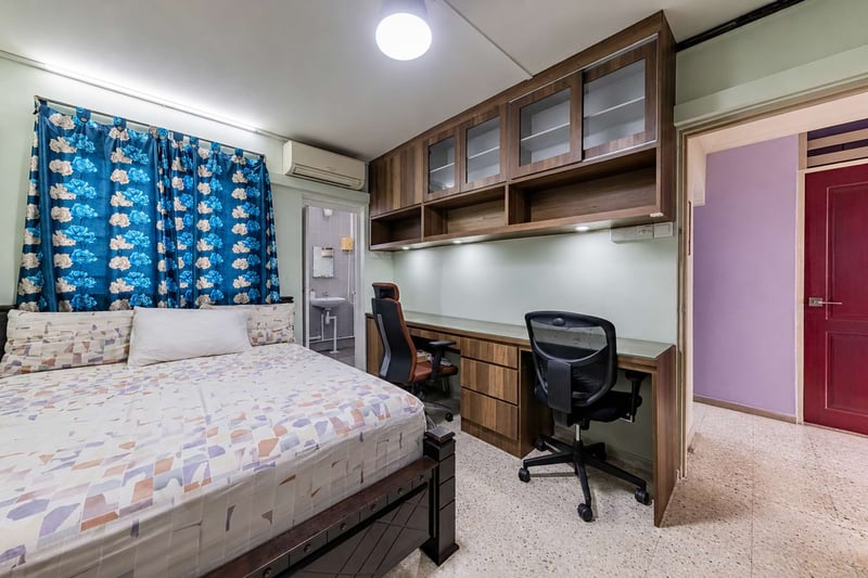 487 Jurong West Avenue 1 – Master Bedroom 2