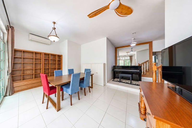 Jalan Kurnia – Living Dining 1