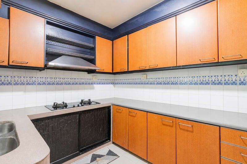566 Choa Chu Kang Street 52 – Kitchen 2