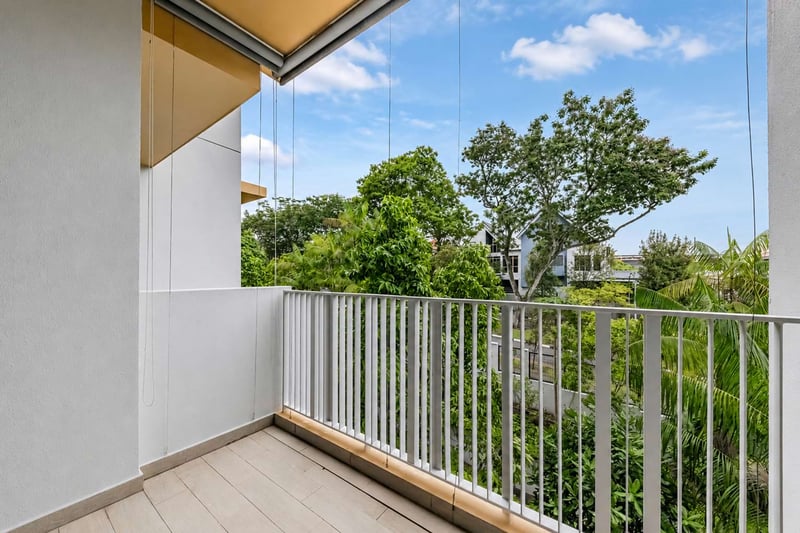 The Glades – Balcony