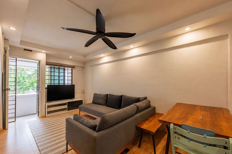 742 Yishun Avenue 5 – Livingroom 2