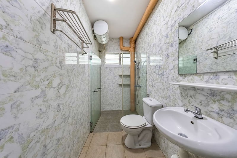 138 Petir Road – Bathroom 4