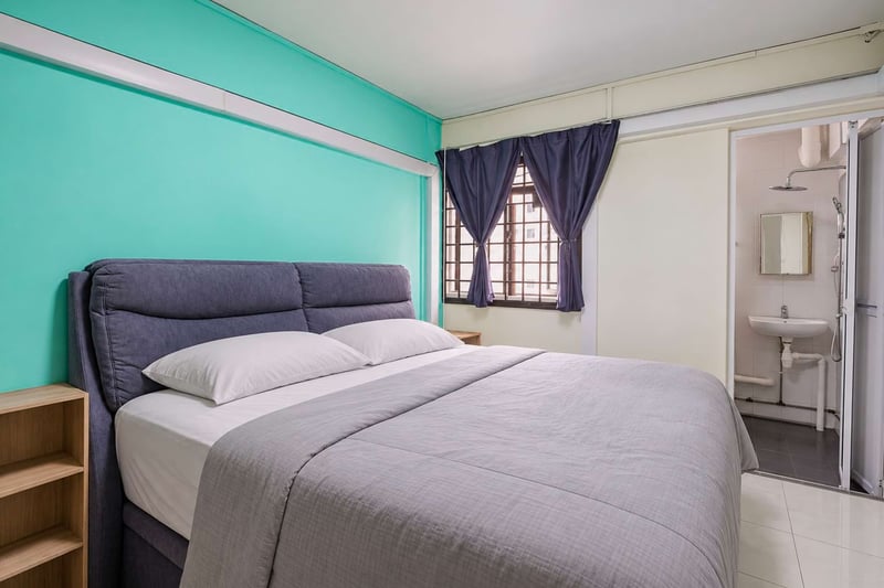 180 Bukit Batok West Avenue 8 – Master Bedroom_1A