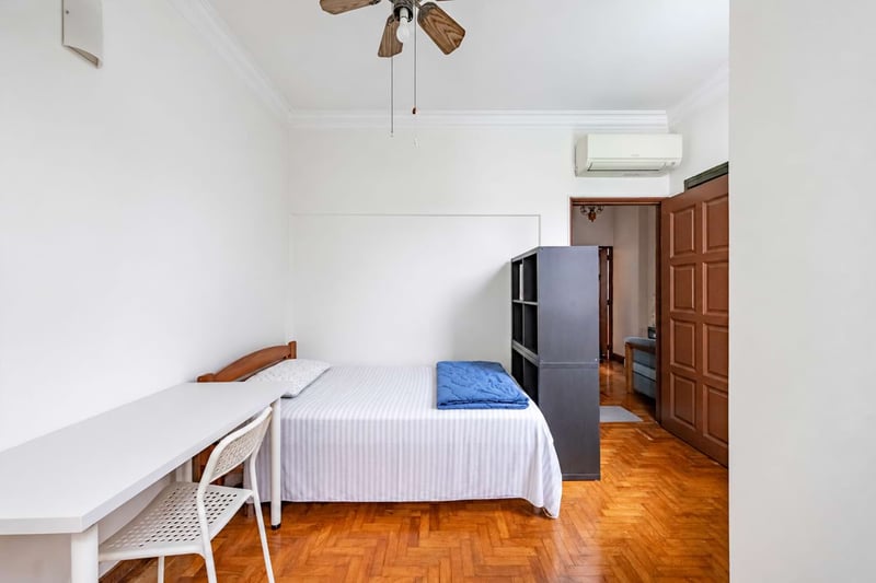 Jalan Kurnia – Master Bedroom_01- 1