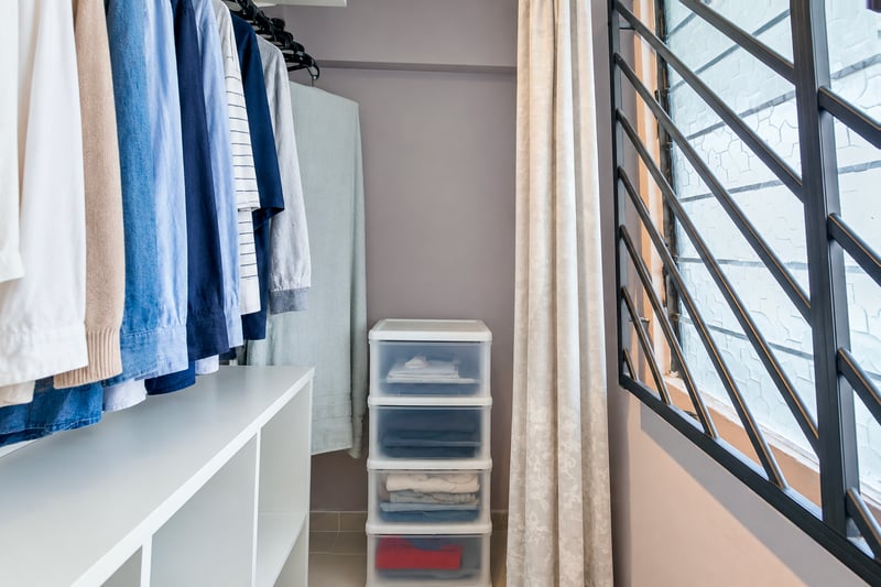 235 Ang Mo Kio Avenue 3 – Walk-In Closet_1A