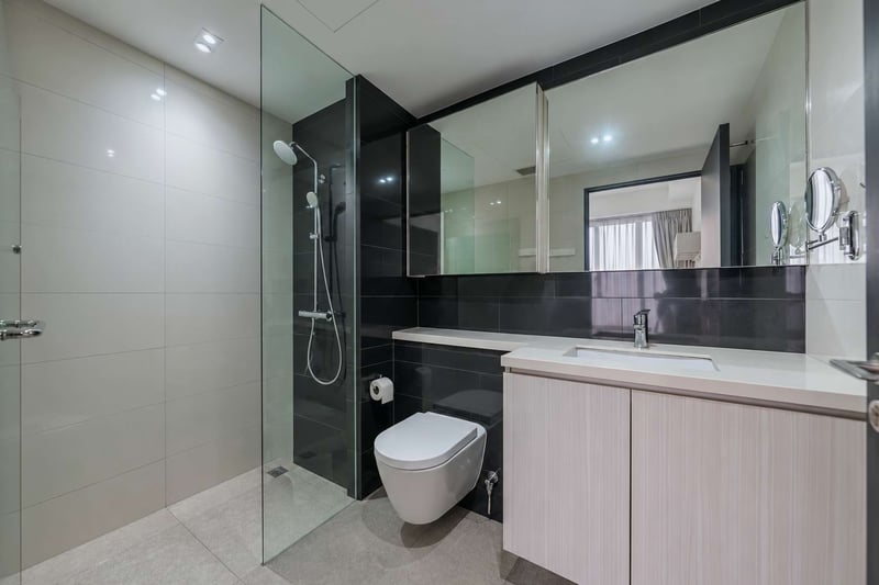 Gem Residences – Master Bathroom_1A