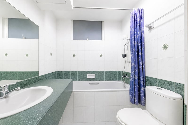 Bishan Park Condominium – Bathroom 1