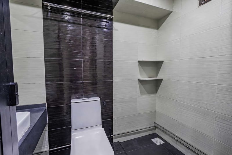 286B Toh Guan Road – Bathroom 2