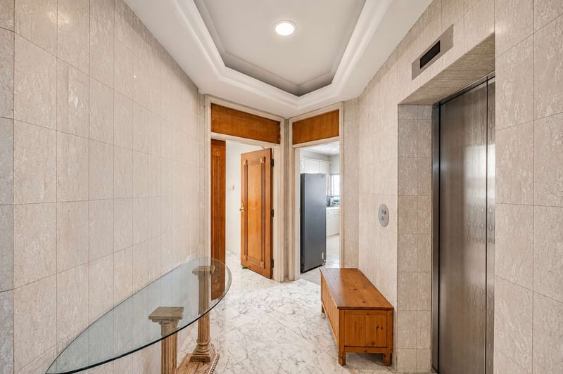 D'grove Villas – Foyer 1