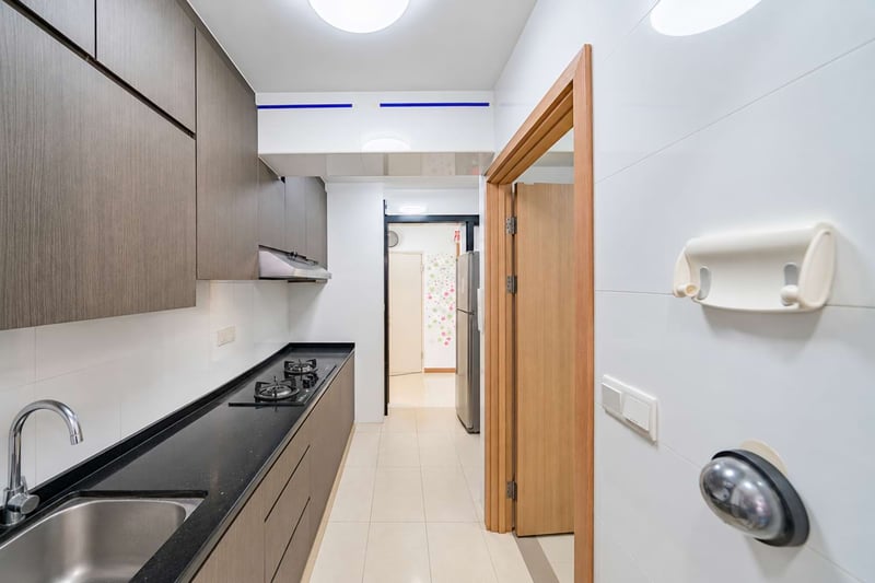 413C Northshore Drive – Kitchen 2