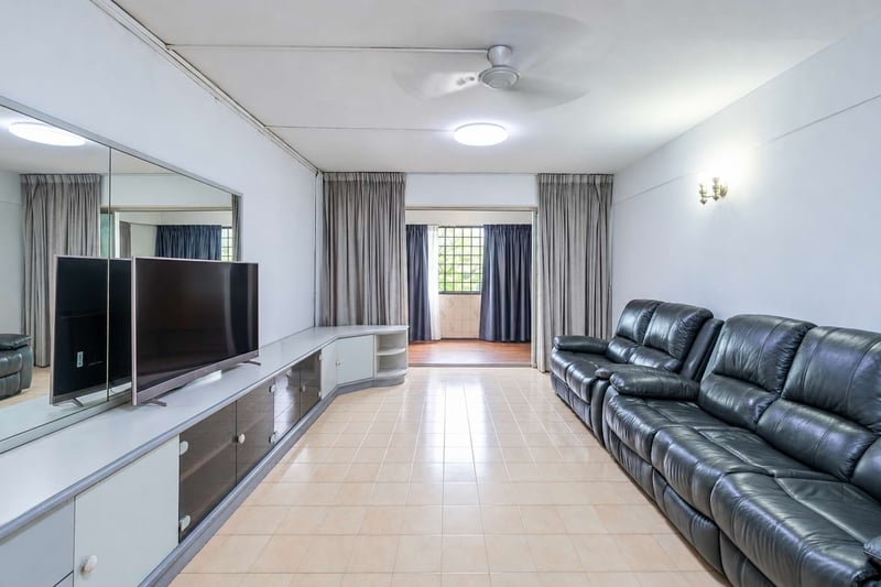 234 Jurong East Street 21 – Living Room 1
