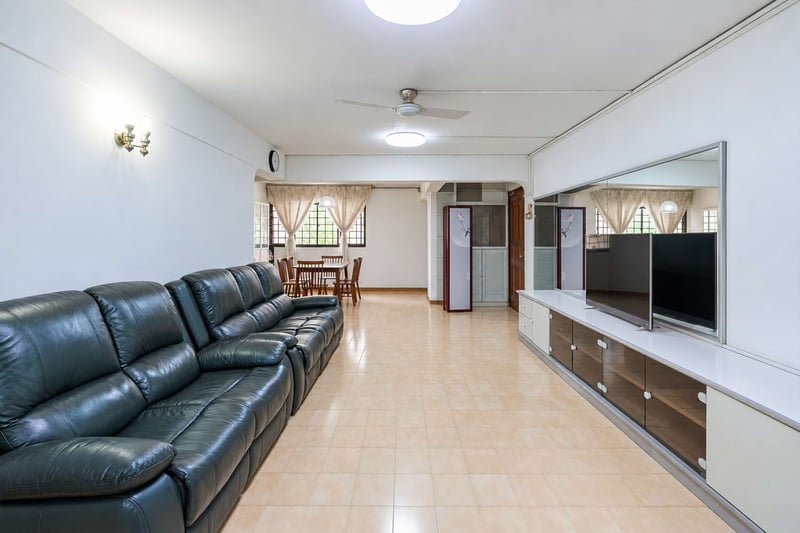 234 Jurong East Street 21 – Living Room 3