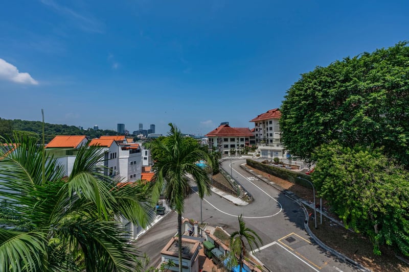 Le Hill Condominium – View 1