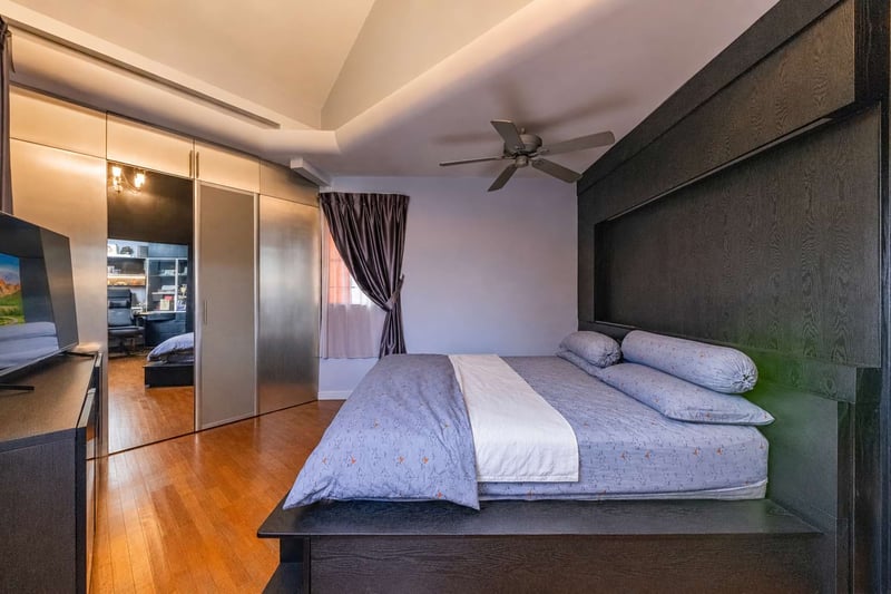 Lorong Kilat – Bedroom 4