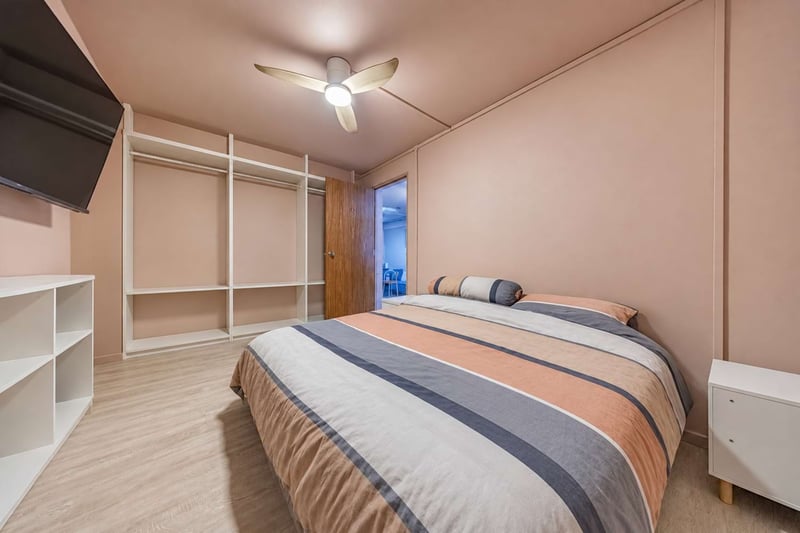 506 Bukit Batok Street 52 – Bedroom 1