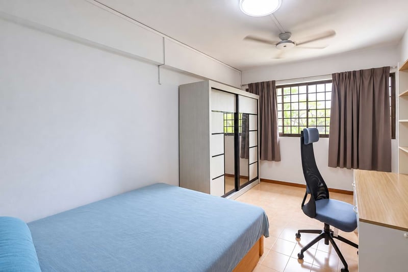 234 Jurong East Street 21 – Bedroom 1
