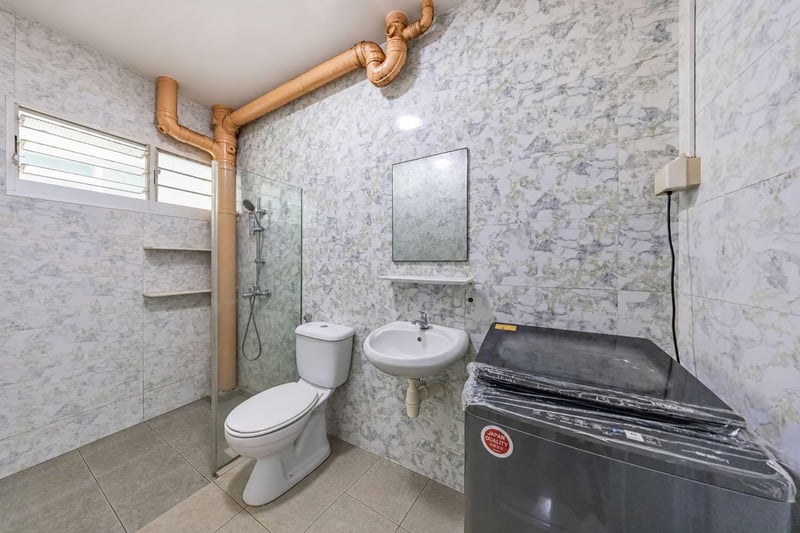 138 Petir Road – Bathroom 3