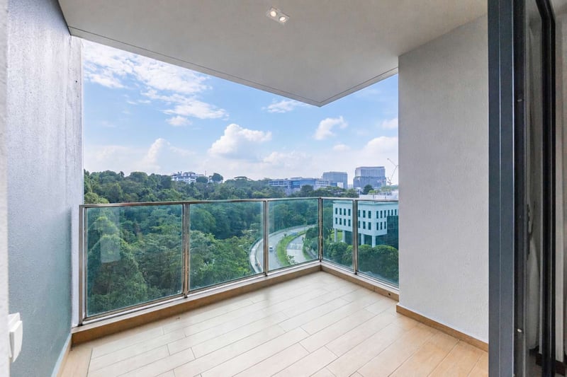 Normanton Park – Balcony 1