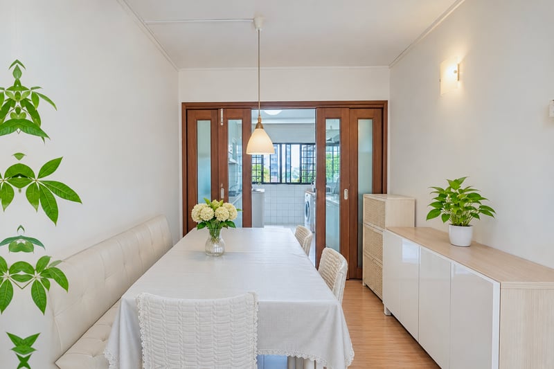 693 Hougang Street 61 – Dining Area_1A