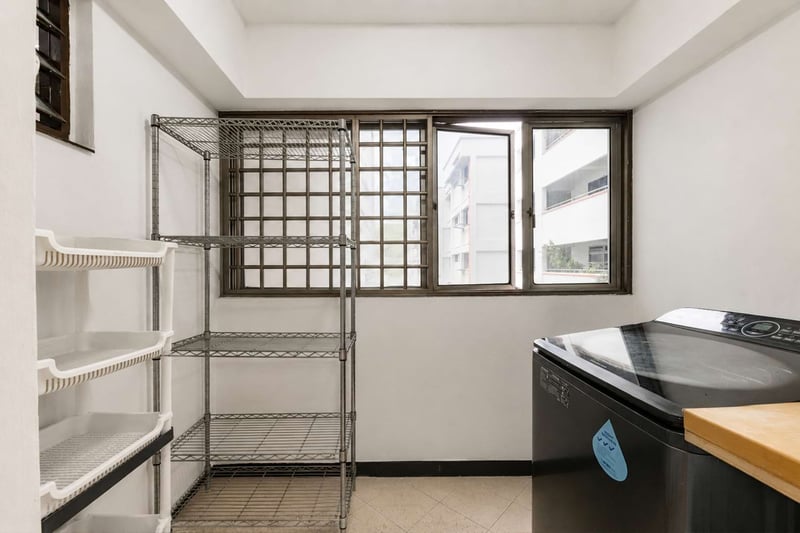 809 Woodlands Street 81 – Laundry Area 1