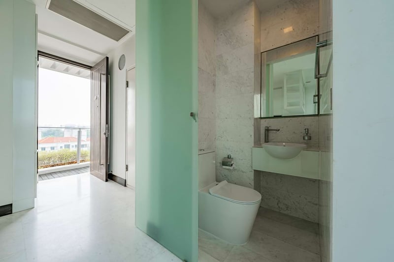 Jardin – Bathroom 1