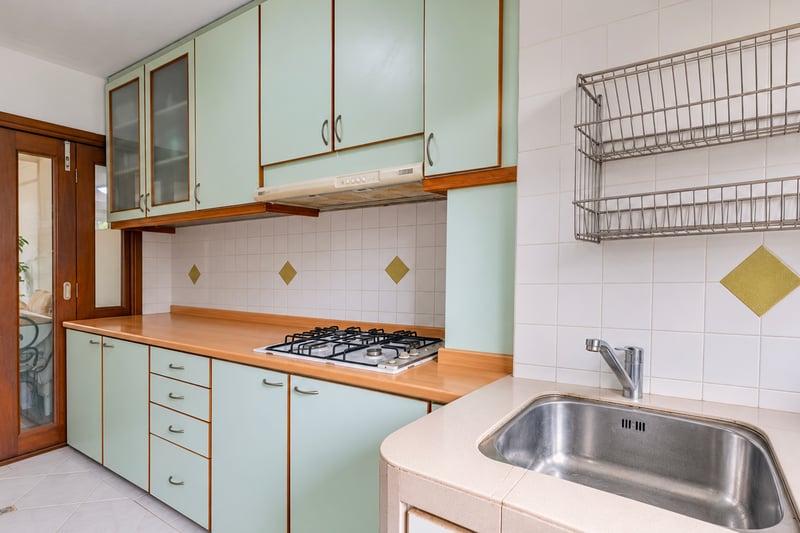 693 Hougang Street 61 – Kitchen_1C