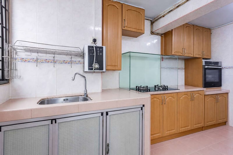 41 Sims Drive – Kitchen 2