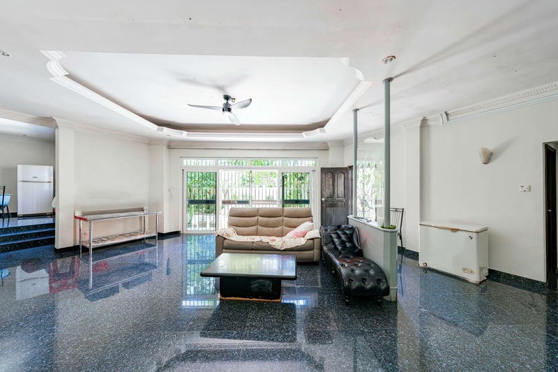 Sembawang Hills Estate – photo 1