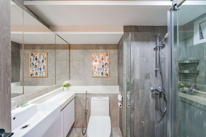Joo Chiat Place – Ensuite 2