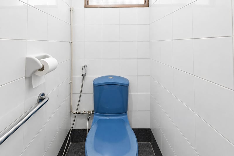 129 Bukit Merah View – Bathroom 2