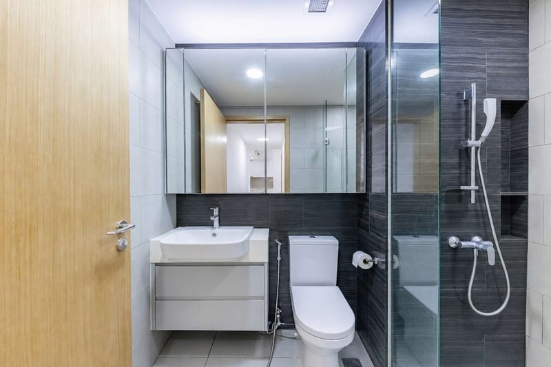 The Glades – Bathroom 2