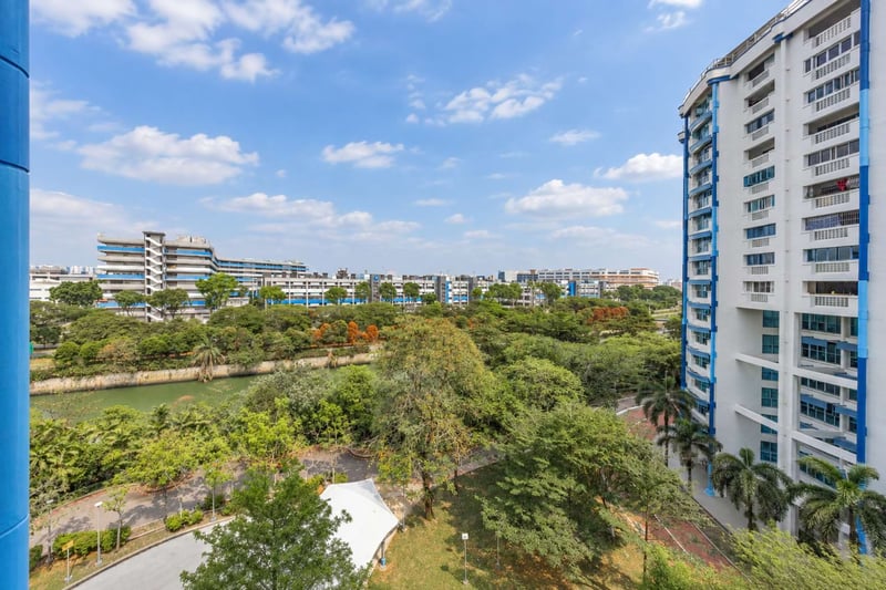 468A Admiralty Drive – View 1
