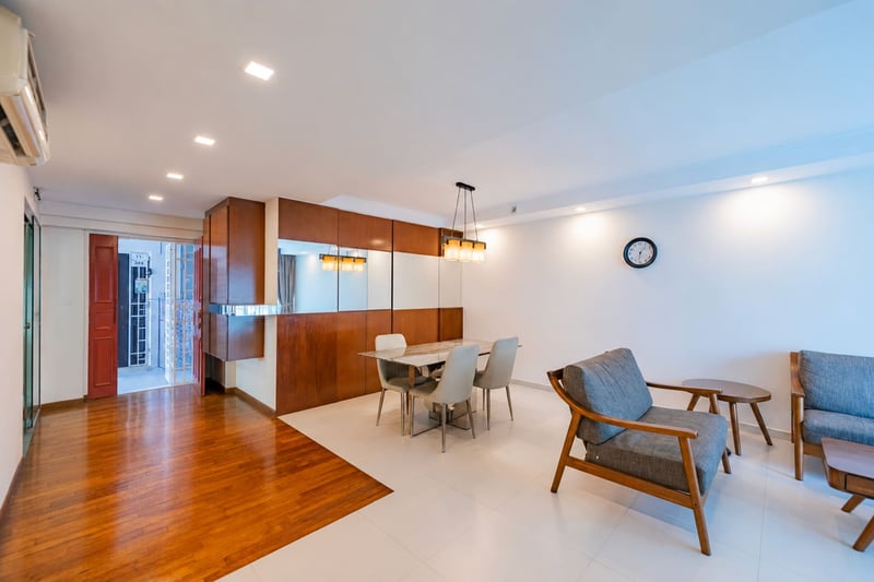 385 Bukit Batok West Avenue 5 – Living Dining 4